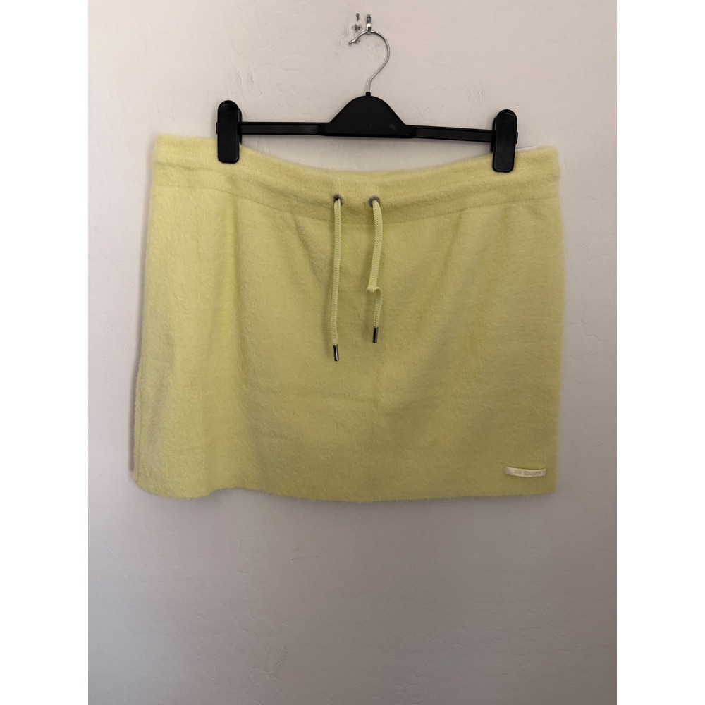 Nike Air Jordan Womens Fuzzy Knit Mini Skirt Yellow Plus Size Skirt Sz XXL NWT